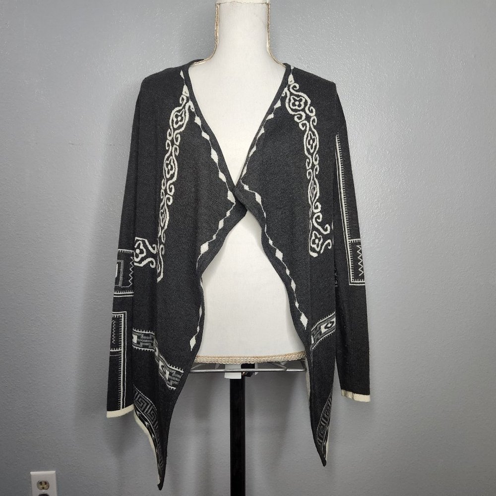 Mollo Rello Women's Medium Gray White Open Cardigan Aztec Southwestern Waterfall